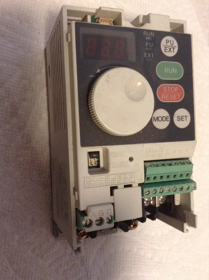 Mitsubishi FR-S520-0.2K Inverter