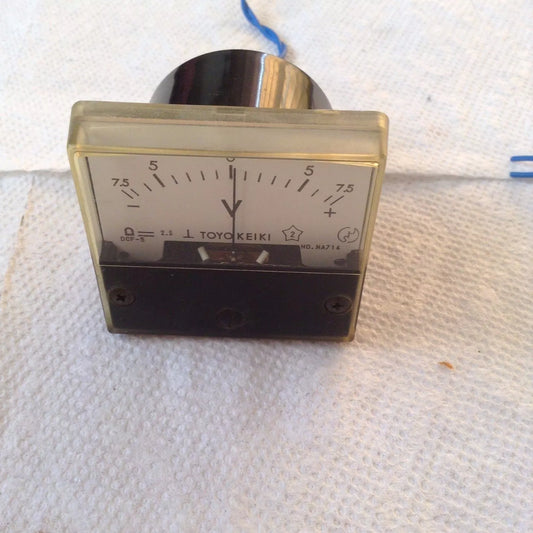 Toyo Keiki NA714 DCF-5 Voltmeter