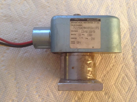 Skinner Valve 71215SN1MN00M1G011P3 Valve 120V 1380 KPA 200PSI